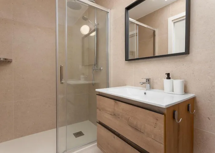 Casa Mata Violeta * エステポナ